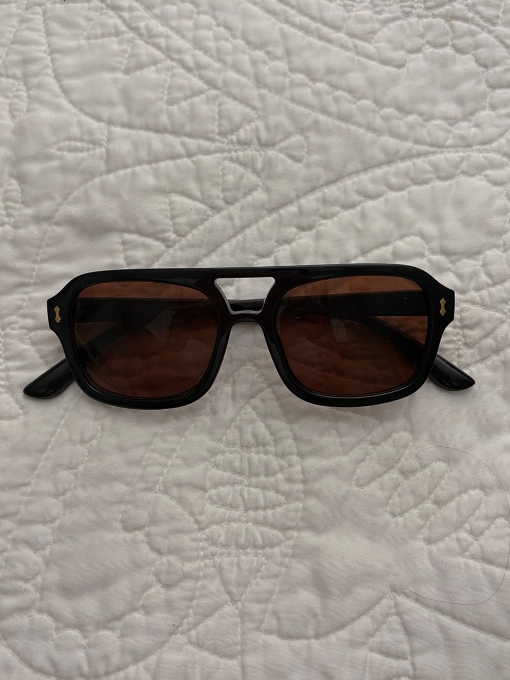Black Retro Square Sunglasses with Brown Lenses